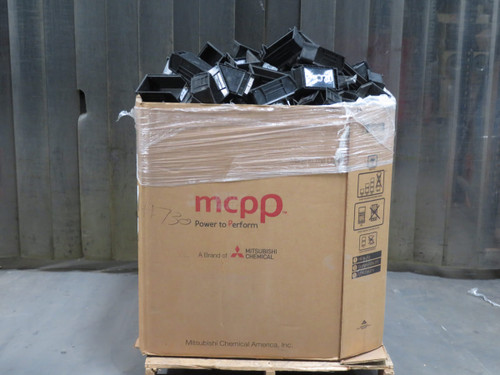 Lot of 550 Uline  S-12414  Stackable Bins Plastic (can be for shelf too)  For Sale