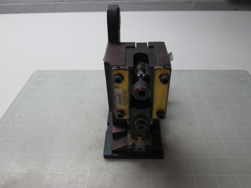 TF-135 C1-APL J200-01 AE-042 DIE PRESS APPLICATOR T52366