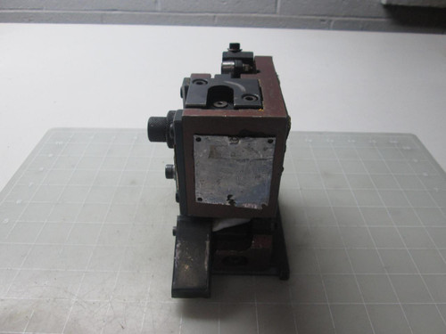 TOYOJAMCO TSO4F-S AA18-14400 UM-A-0115 APPLICATOR T52649