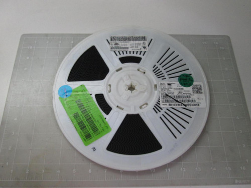 LOT OF 9300 VISHAY 8902002470 VJ9157Y104KXABM31 SEMICONDUCTORS T53944