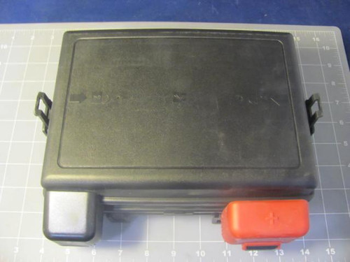 GENERAL MOTORS 20763831 MAIN WIRING JUNCTION & FUSE BLOCK T13330