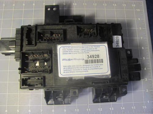 FORD MOTOR COMPANY A010C1K0NB AA8T 15604 AE POWER DISTRIBUTION MODULE T13335
