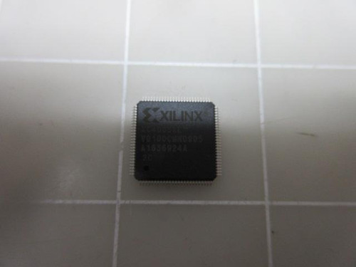LOT OF 45 XILINX XC4005XL VQ100CMN0905 A1636924A COMPUTER CHIP PROCESSOR KEY106