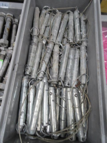 LOT OF 151 7'' X 1'' HEAVY DUTY LOCKING PIN T54999