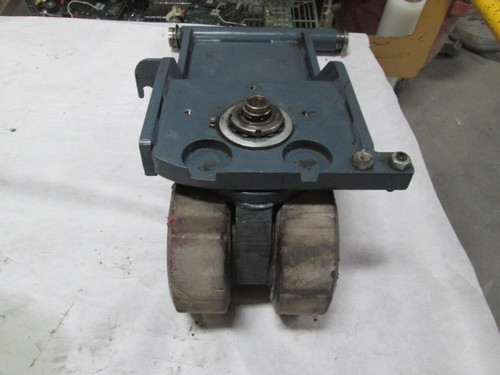 NISSAN RRN45 FORKLIFT WHEEL SUPPORT ASSEMBLY T55894