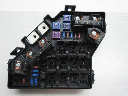 HONDA PA66+PPE VA563DZ7X 101215 SVA-C031 63597337 FUSE BOX T56437