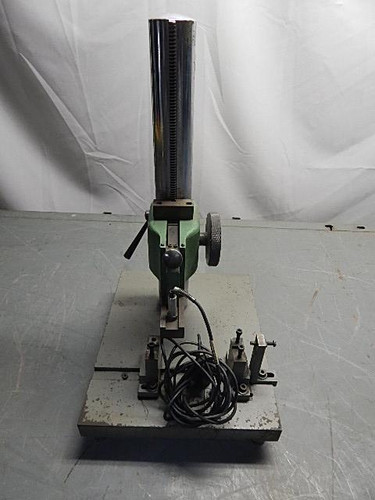 44732-082/083 BASE STAND T57822