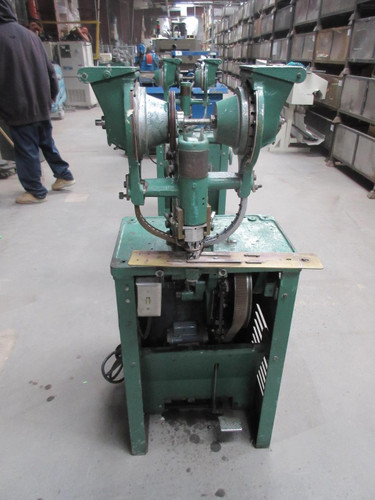 DOT MACHINERY M245-2 M245-81C-A ATTACHING MACHINE