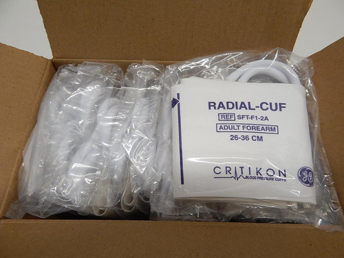 CASE OF 20 GE SFT-F1-2A ADULT FOREARM BLOOD PRESSURE CUFFS 3-6 CM T61587