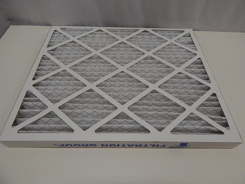 LOT OF 32 AEROSTAR 24X24X2 PLEATED FURNACE FILTER T61614