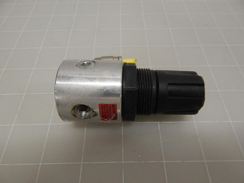 LOT OF 4 PARKER R344-01C REGULATOR T62178