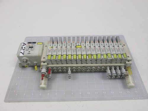 LOT OF 16 SMC SV2200-5FU EX250-SPR1 SS5V2-Q3I030 VALVES W/ INPUT UNIT T63881