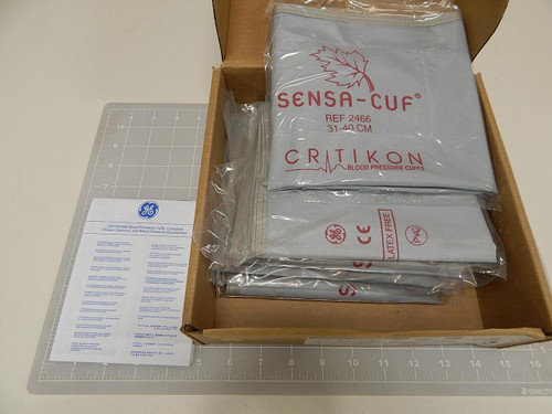 LOT OF 5 GE CRITIKON SENSA-CUF 2466 LARGE ADULT BLOOD PRESSURE CUFFS 31-40CM T65517