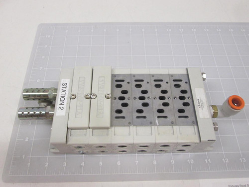 SMC CS-2004 VVS7040-11A MANIFOLD VALVE W/ BLANKING PLATE T66947