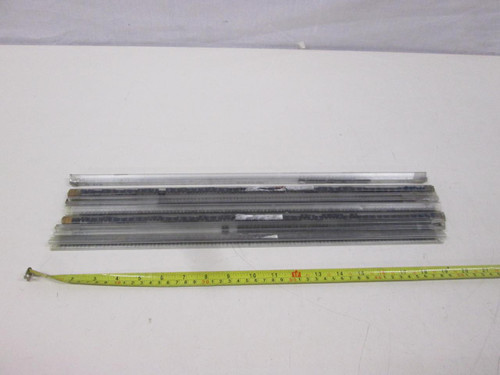 LOT OF 277 PL10 IC CHIP T67694