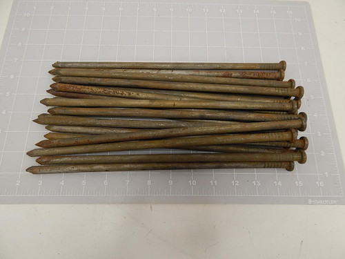 LOT OF 19 12 1/4" PIN STAKES T68639