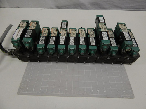 LOT OF 12 NUMATICS 082SA415M017N61 SOLENOID VALVES W/ MANIFOLD T68156