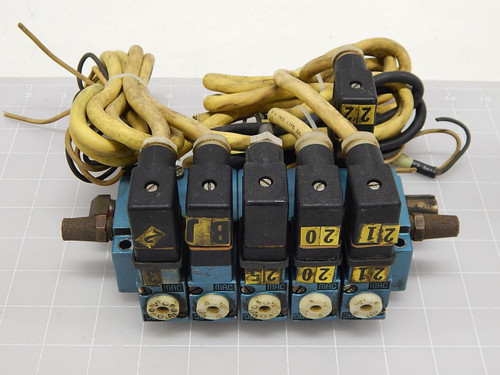 LOT OF 6 MAC 623B-11-111JB SOLENOID VALVES W/ MANIFOLD T70484