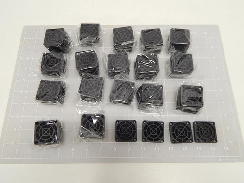 LOT OF 84 40FP-45 40MM PLASTIC FILTER AND FINGER GUARD T70081