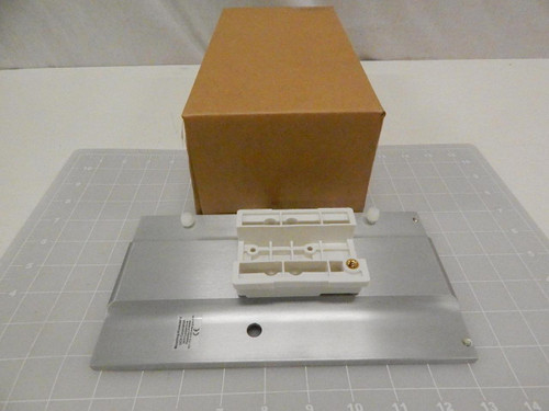 GCX 2024390-001 GEM-0006-42C BASE UNIT-FLUSH WALL MOUNT T73978