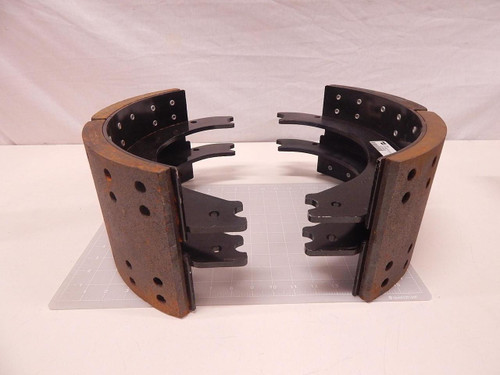 PAIR OF BENDIX K038992 807852 EES 800 GGB4709 D 7354390 BRAKE PAD ASSEMBLY