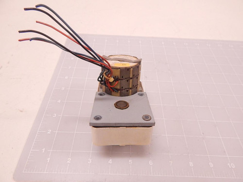 SAIA UFR3NBAJ50CNNN SYNCHRONOUS MOTOR W/ TRANSMISSION T76979