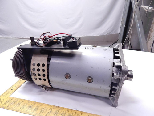 CROWN 020357-001 W7AC02 SERVO MOTOR DC3.7 KW24 V  T77309