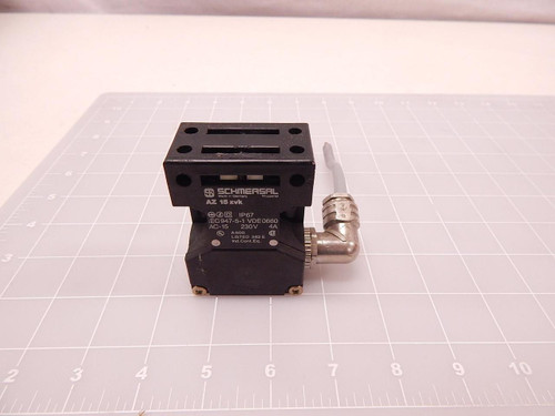 SCHMERSAL AZ 15 ZVK SAFETY INTERLOCK SWITCH T76676