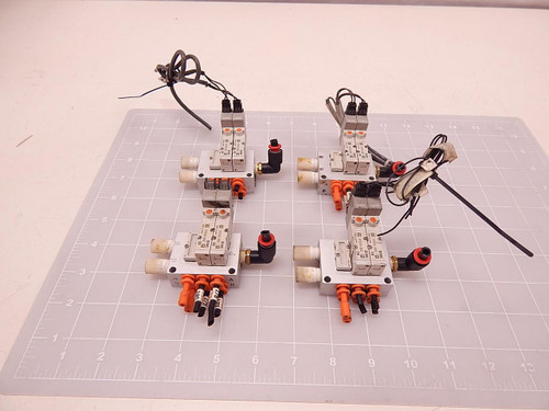 LOT OF 8 SMC SYJ3140-6M0Z SOLENOID VALVES W/ MANIFOLD T76679