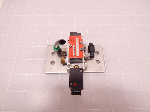 DYNAMCO D3532KL0 SOLENOID VALVE ASSEMBLY T76833