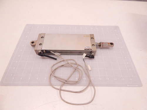 SMC MDUC40-150DM-A73HLS CYLINDER T78992