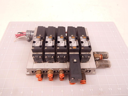 LOT OF 5 SMC VFS2100-5FZ PNEUMATIC VALVES T73941