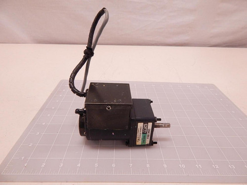 ORIENTAL MOTOR 2GN18KA 21K6RGN-AUL SPEED CONTROL MOTOR 6 W 115 V 4 P 0.25 A W/ GEAR HEAD T80940