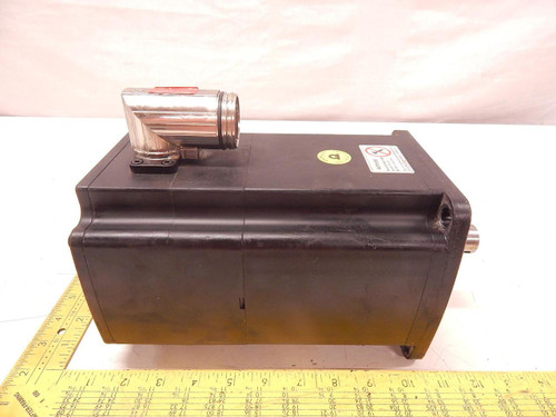 BAUMULLER 20819473 DSCG 071K64U38-5 SERVOMOTOR 3.6 KW UZK: 540 V 3800 RPM 10 A T82704