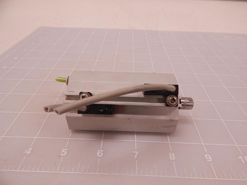 SMC CDQ2B20-50D D-A80 PNEUMATIC CYLINDER ACTUATOR T83251