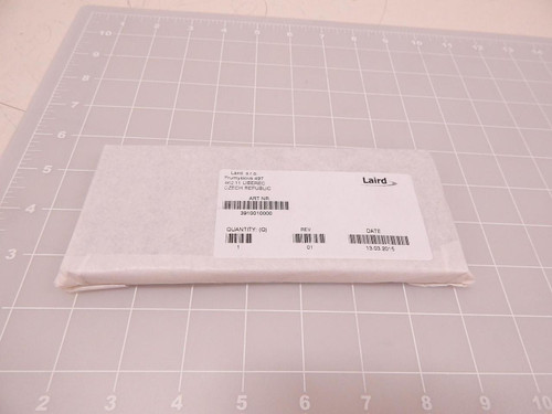 LOT OF 200 LAIRD 3910010000 MAXAIR VENT PANELS T83539