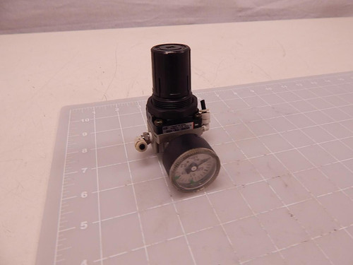 SMC AR2060-01B-X542 REGULATOR W/ GAUGE T84284