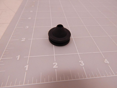 15435315 RUBBER GROMMETS T84339