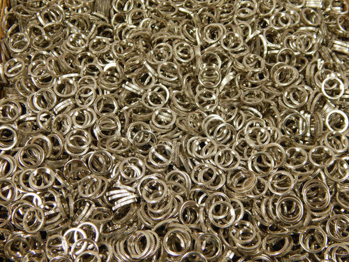 LOT OF 10000 SPIROL ASCUTNEY 25997 NT/0.469-32/0.563X0.078 EN R09 T84009