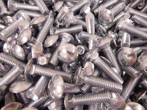 LOT OF 750 TOP ELECTRONICS MOT700045 HDW 3/8-16 X 1-1/2 CARRIAGE BOLT Z T84772