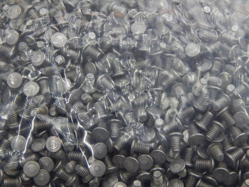 LOT OF 2000 0191503 STUD 8-32X9/32 T87782