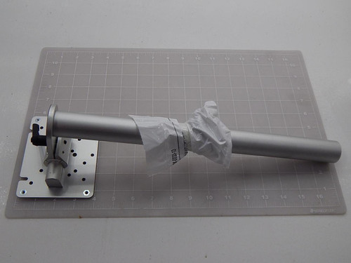 DX-0033-13 MOUNT FOR PHILIPS MP90 FLP MONITOR ON AESPIRE CORE ARM T87772