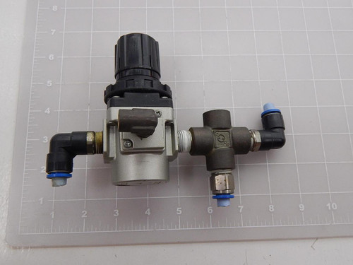 SMC AR30-03BG-R Pneumatic Regulator T89785 For Sale