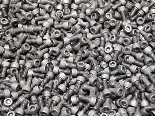 LOT OF 1900 SHCS 10-32X7/16 23243 220000916 HEX SOCKET CAP HEAD SCREWS T90153