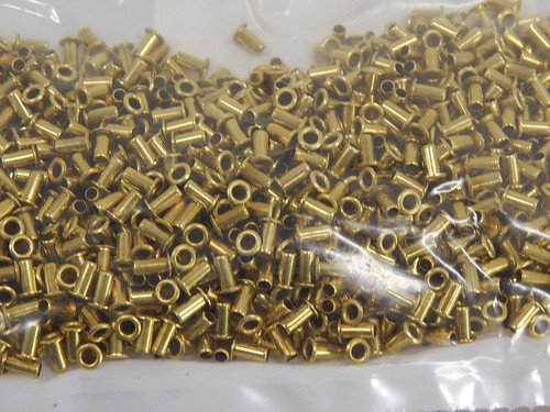 LOT OF 1000 FASTENAL 10640-00768 0025-0103-00 RIVETS T90187