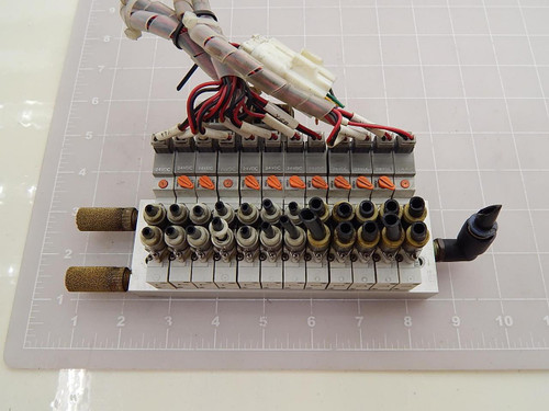 Lot of 12 SMC SY3120-5MZ-M5 Solenoid Valves w/ Manifold T90545 For Sale