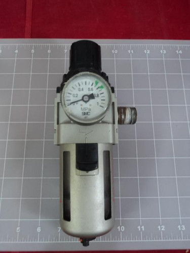 SMC AW40K-04BG FILTER REGULATOR MODULAR T11974