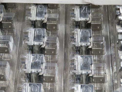 Lot of 370 Foxconn  QJ11193-SEB3-4F  HDMI Receptacle Series Right Angel, DIP Type  For Sale
