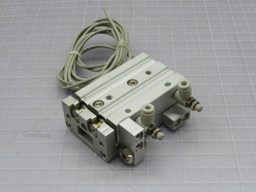 SMC MXS 12-30AS PNEUMATIC CYLINDER T215514