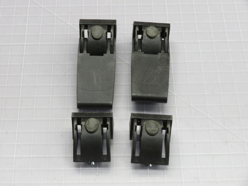Tektronix    Set of Feet for DSA8200  For Sale